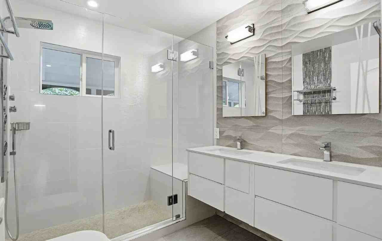 339 Vine St #1421755P - Photo 7 of 13