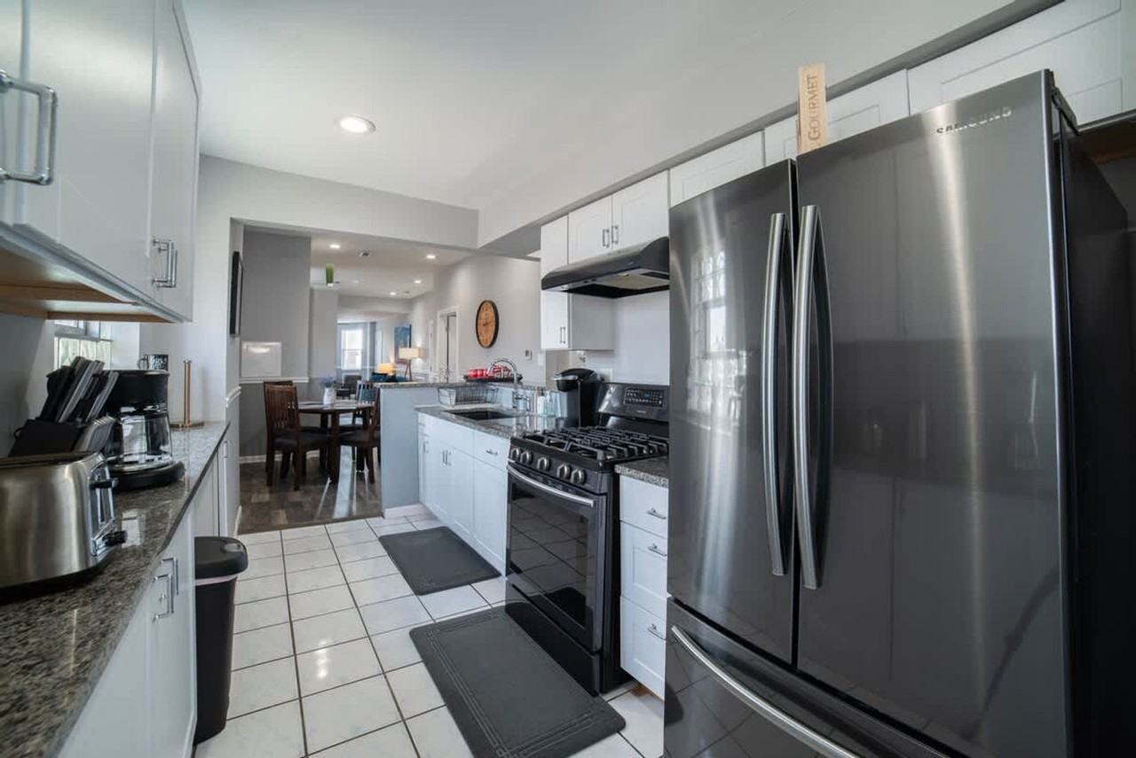 2002 W Cermak Rd #1438532P - Photo 6 of 23