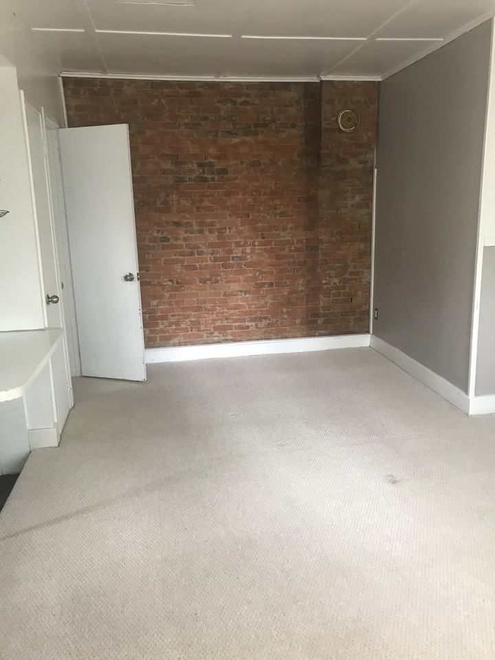 Geneva St & Welland Ave #3 - Photo 3 of 9