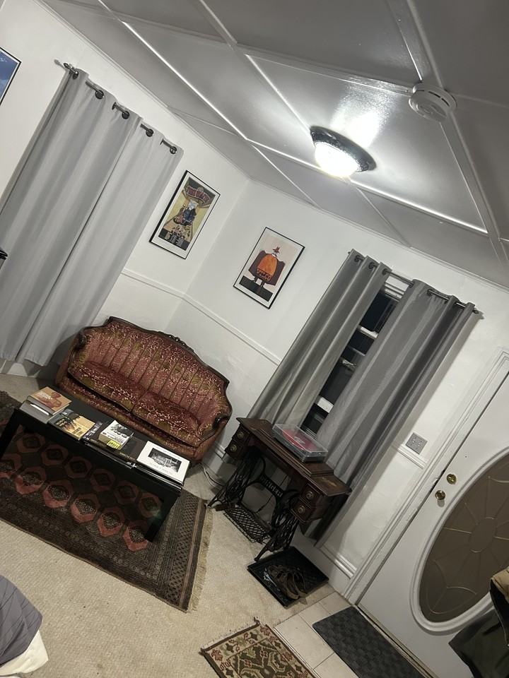 Geneva St & Welland Ave #3 - Photo 4 of 9