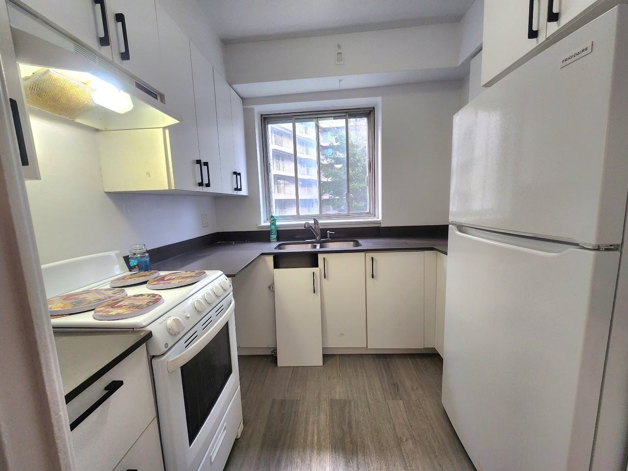 6280 Place Northcrest #718 - Photo 5 of 20