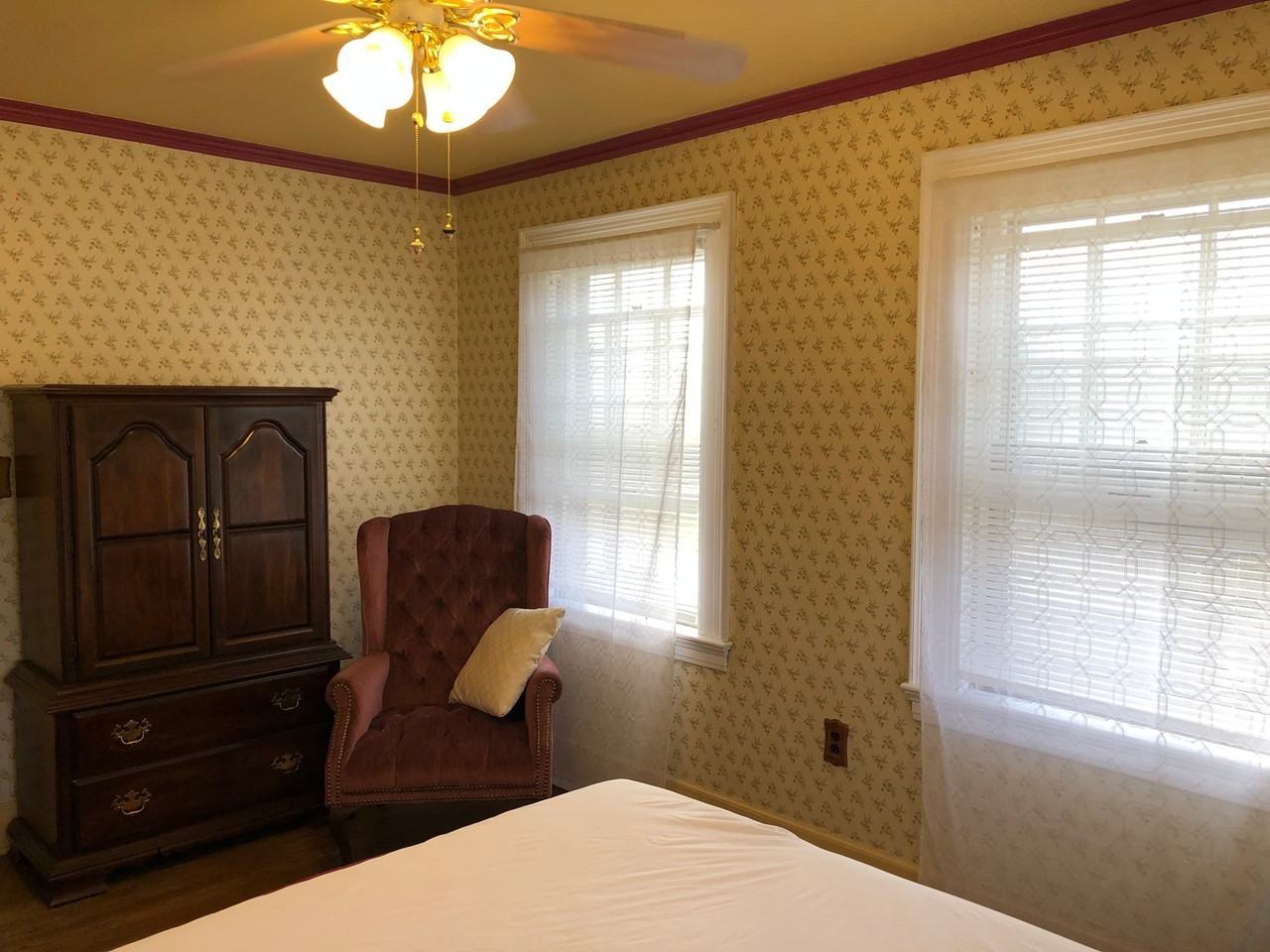 138 West 26th - Photo 2 of 50