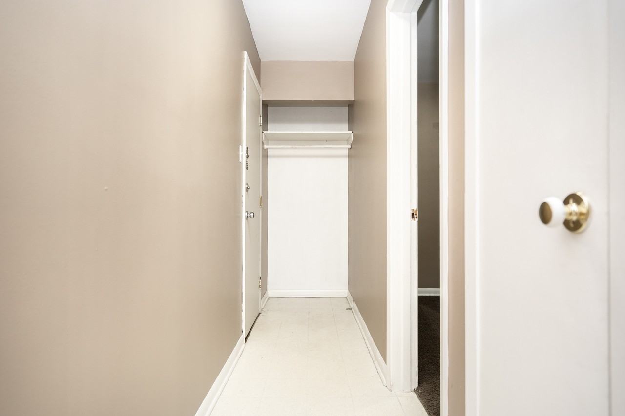 424 Rue Valade #1 - Photo 3 of 10