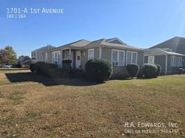 featured image of 1701A 1st Ave