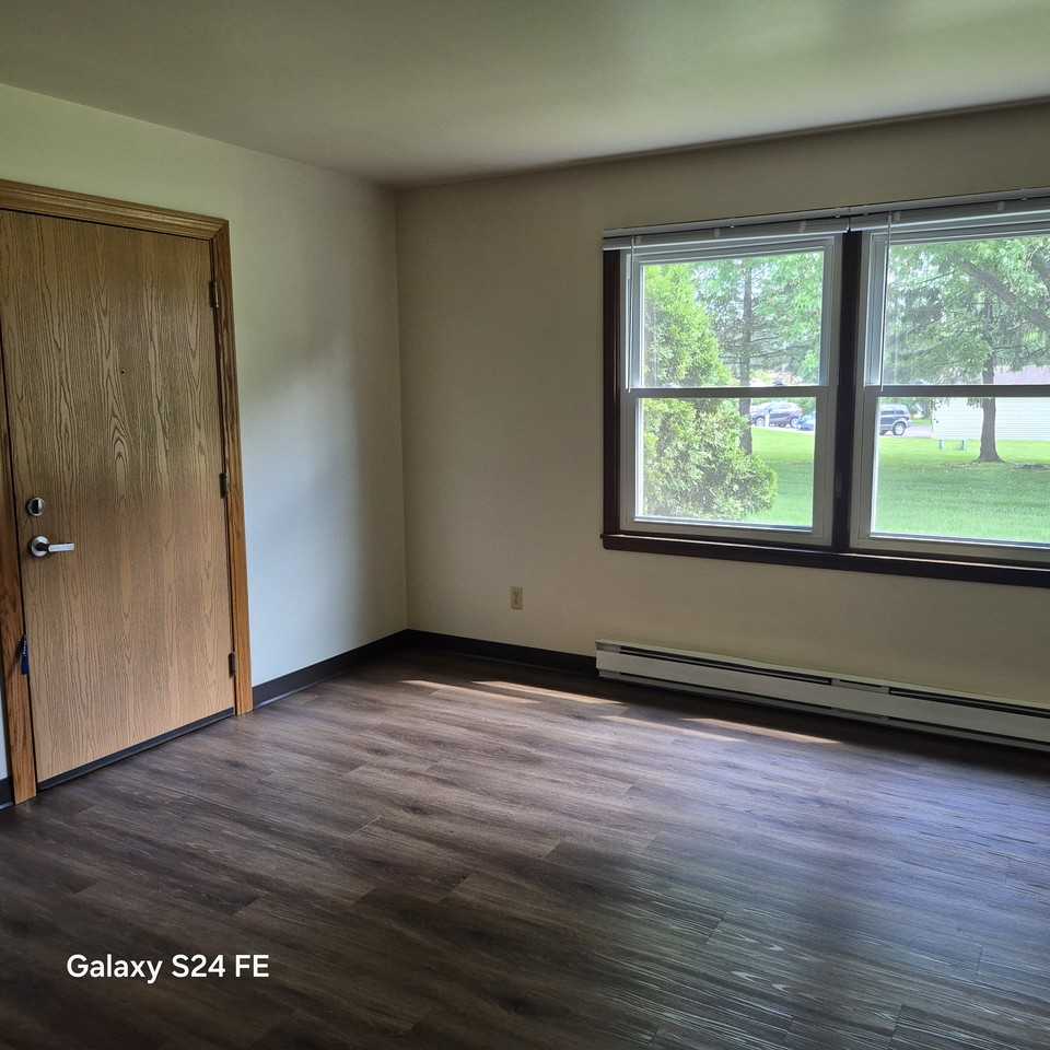 Owen Heights - Photo 4 of 9