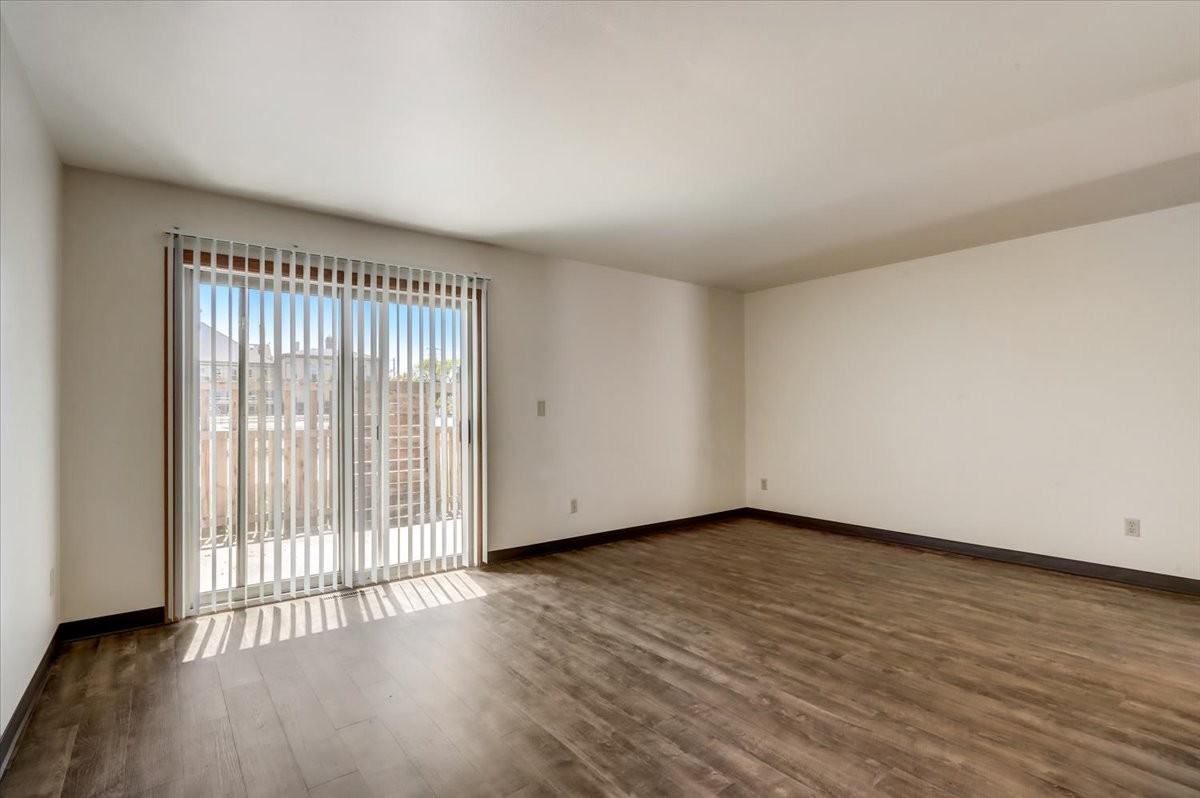 Mckinley Gardens - Photo 2 of 20