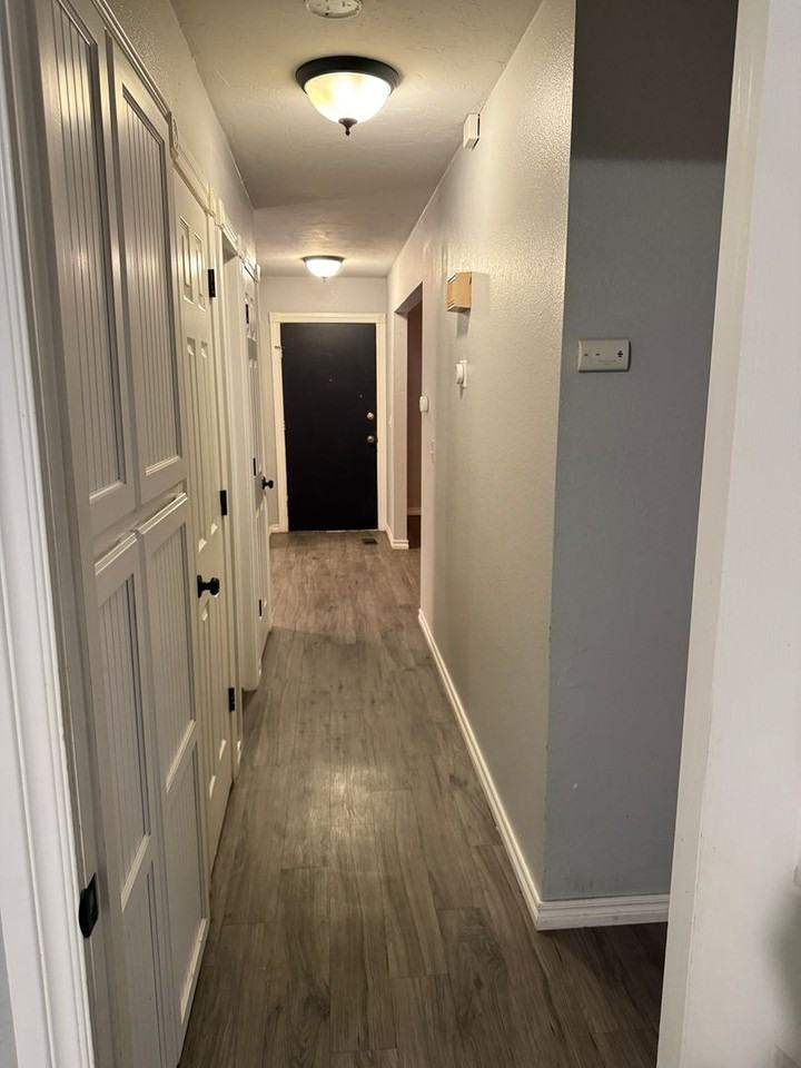 1321 Summerton Pl - Photo 5 of 27