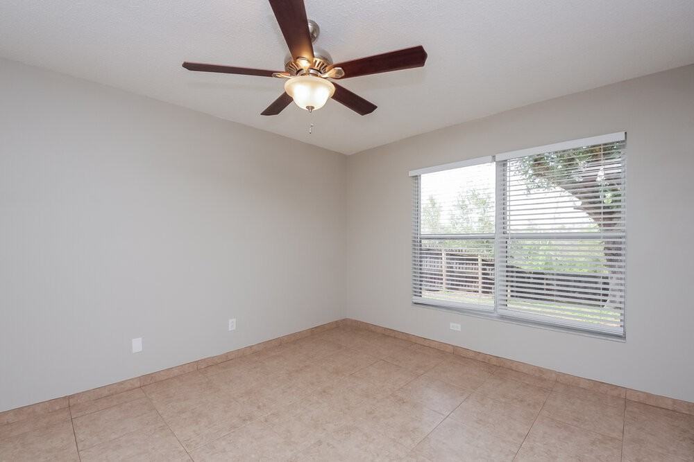 15431 Margaux Dr - Photo 7 of 15