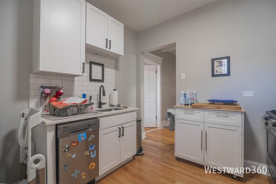 5236 N Glenwood Ave #2 - Photo 2 of 19