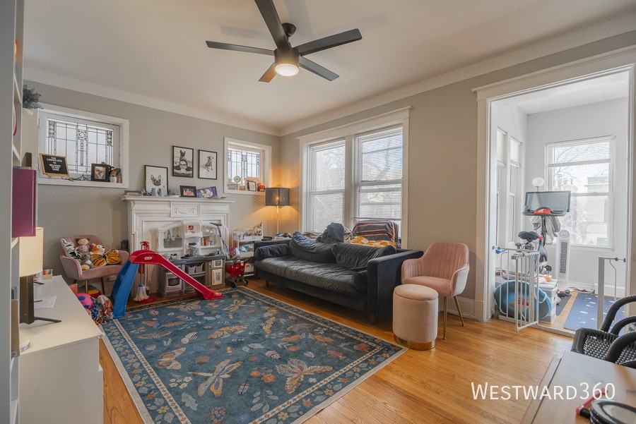 5236 N Glenwood Ave #2 - Photo 4 of 19