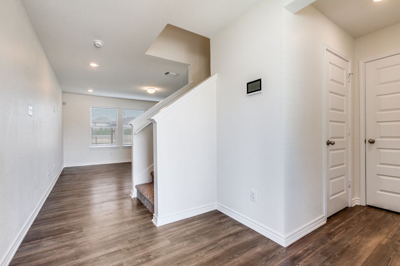 3347 Old Almonte Dr - Photo 4 of 25