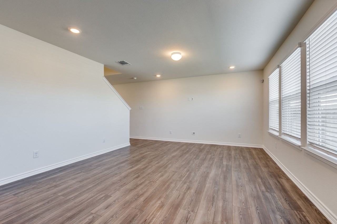 3347 Old Almonte Dr - Photo 6 of 25