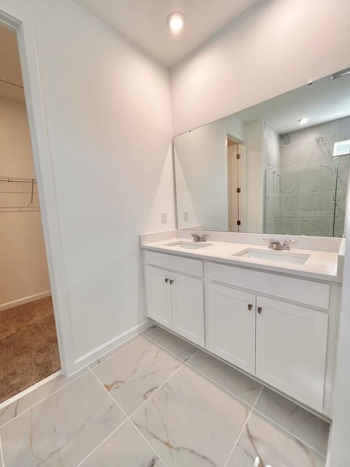 13243 Generations Ave - Photo 5 of 13