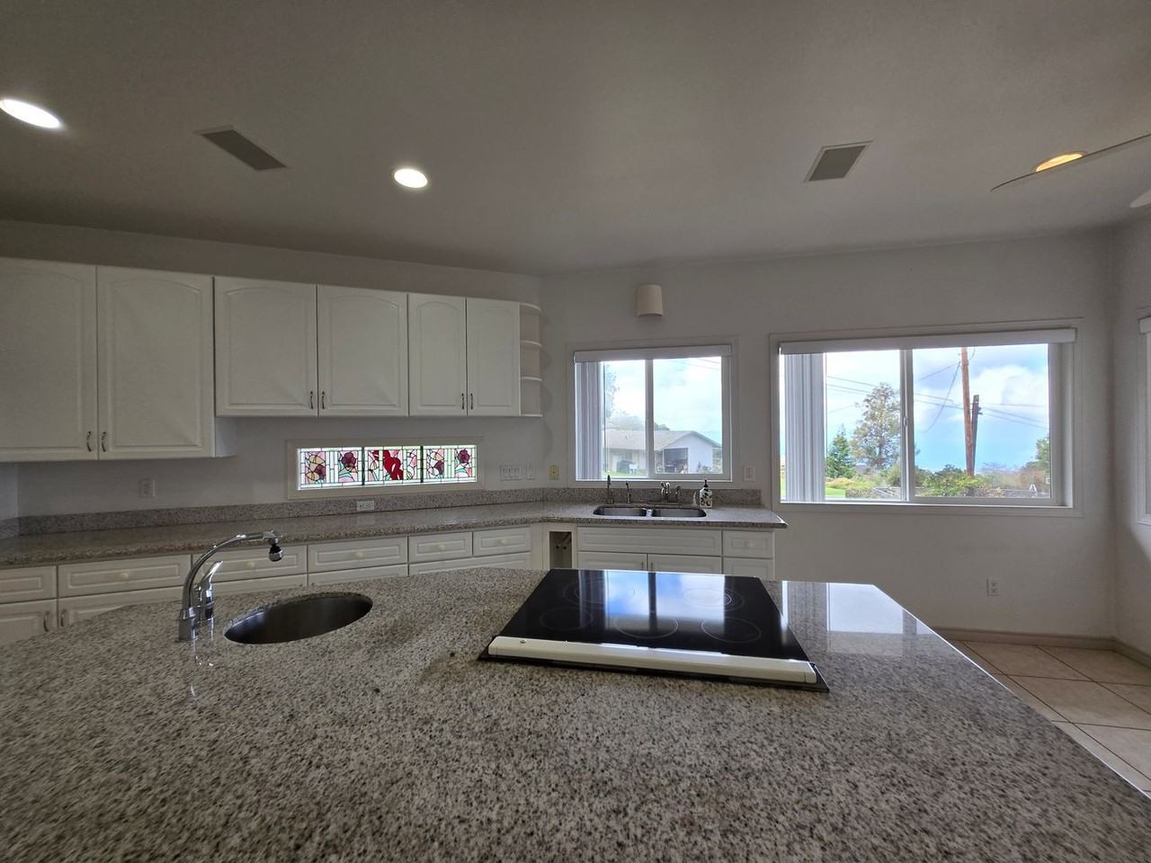 780 Kekaulike Ave - Photo 3 of 15