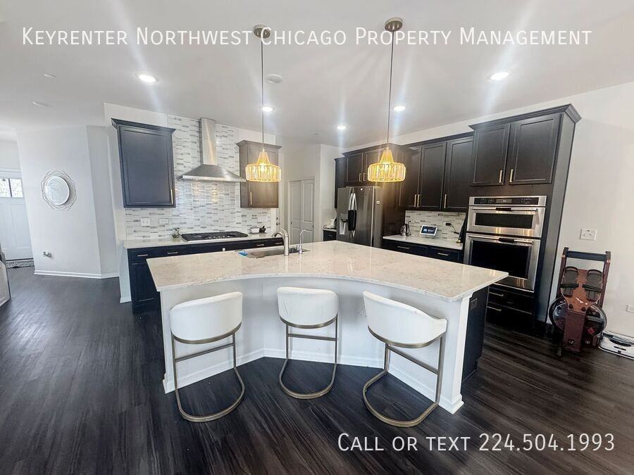 170 Montvale Ln - Photo 2 of 21