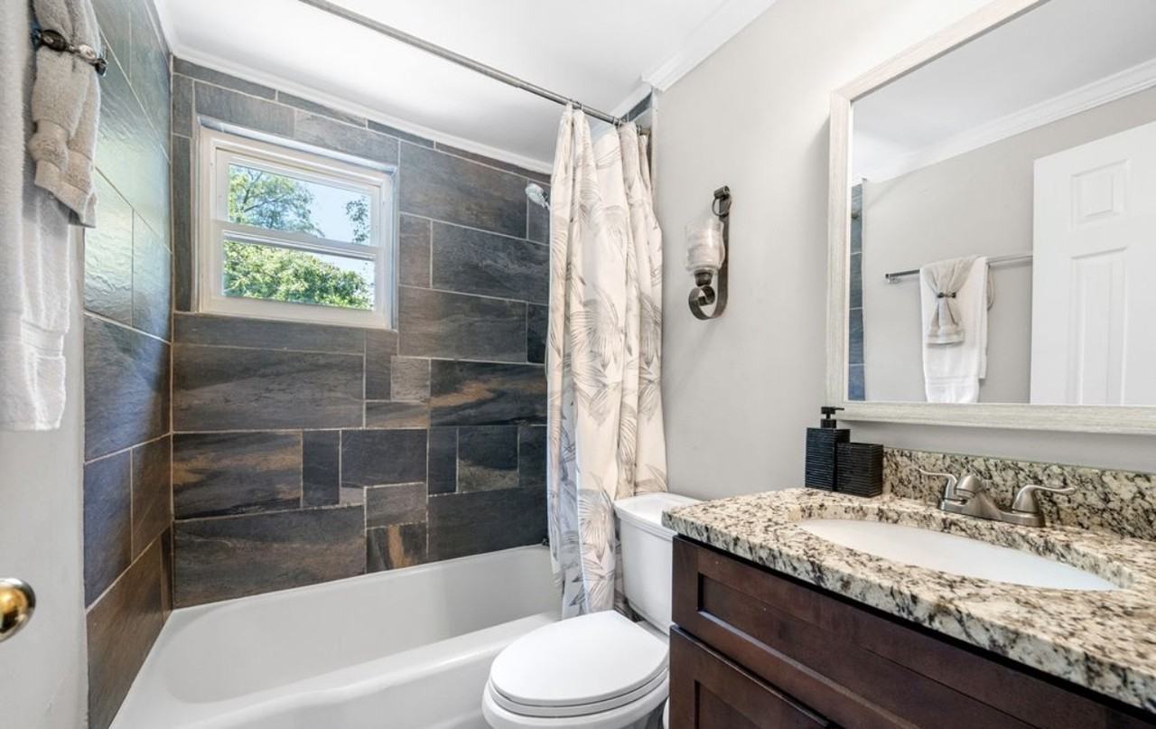 930 White St Sw - Photo 5 of 5