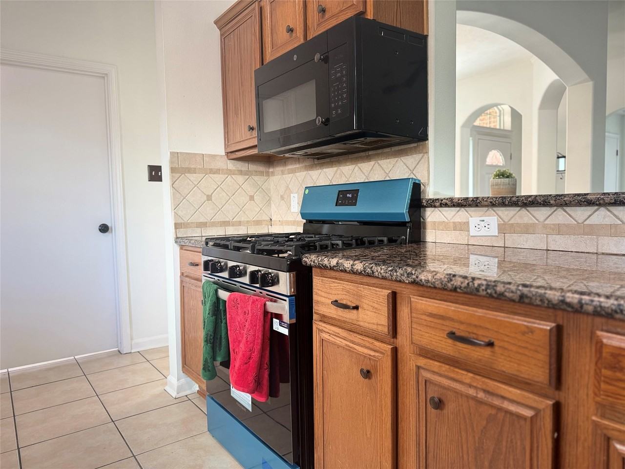 3626 Stratford Town Ln #3626 - Photo 3 of 29