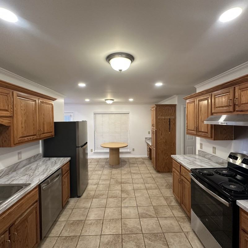 591 Blair Rd - Photo 3 of 38