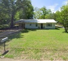 featured image of 202 Hollywood Dr