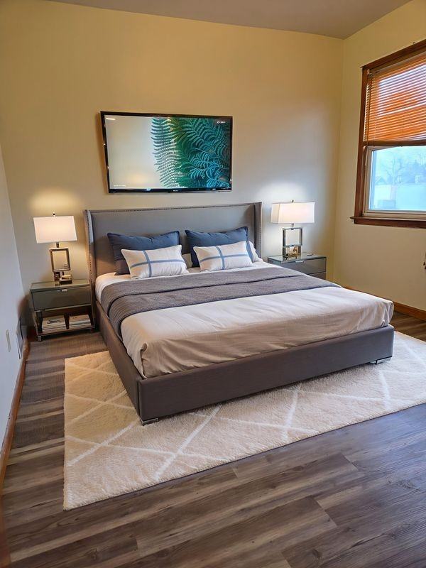 1081 Stuyvesant Ave - Photo 2 of 6