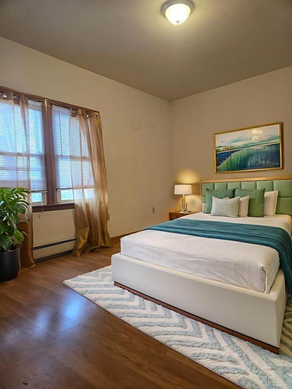 538 S Broad St ##1 - Photo 3 of 11