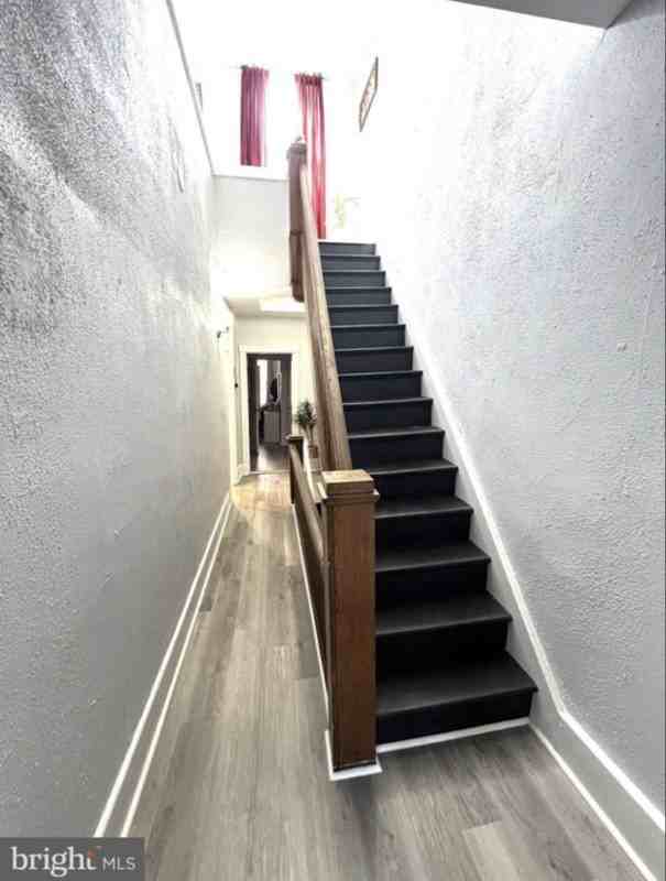 2150 Green St - Photo 7 of 13