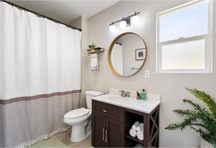 4438 Texas St - Photo 3 of 5