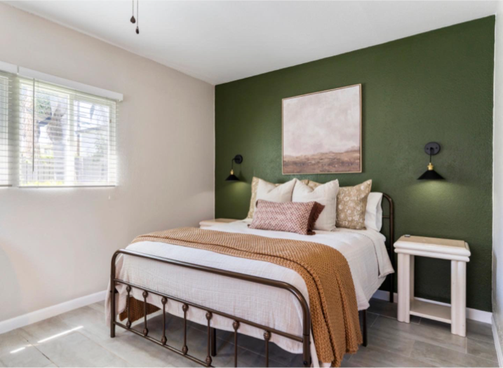 4438 Texas St - Photo 4 of 5