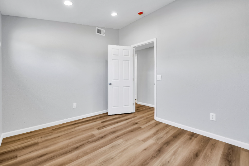 3424 Andover St - Photo 7 of 20