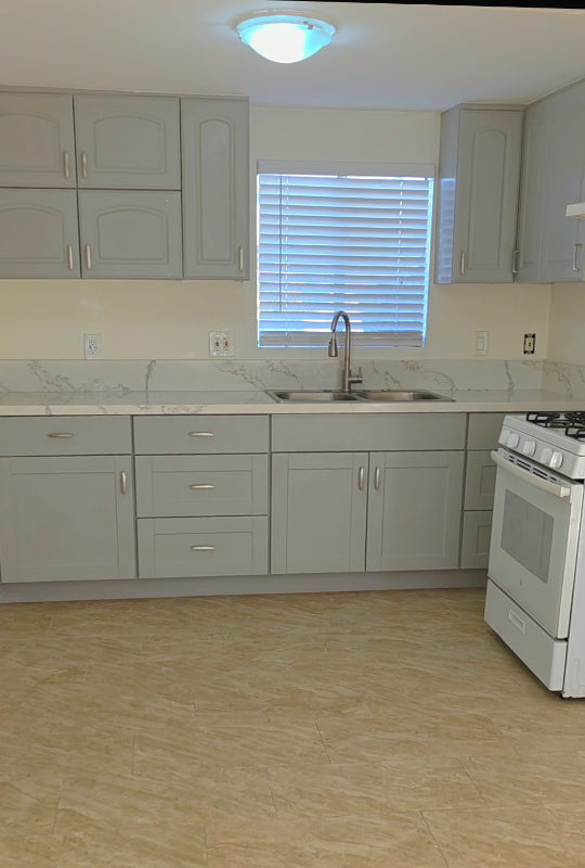 1420 Coolidge Ave #B - Photo 2 of 7