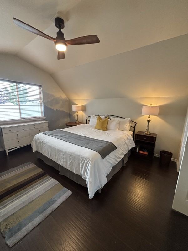 715 Cedar St - Photo 2 of 9