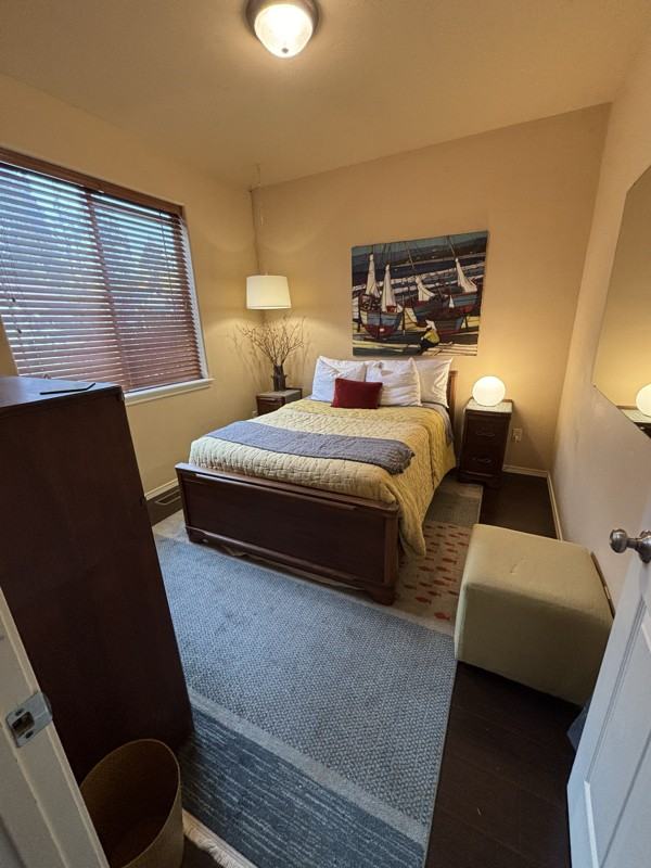 715 Cedar St - Photo 5 of 9