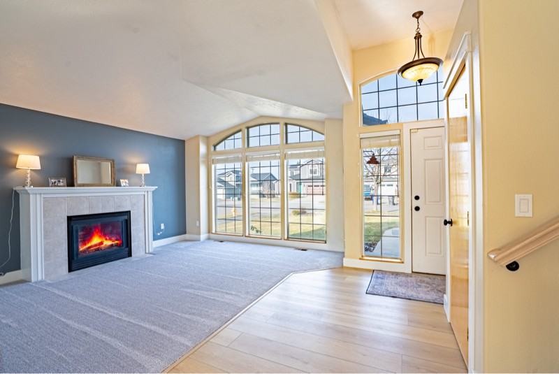 24104 E Maxwell Ave - Photo 2 of 20