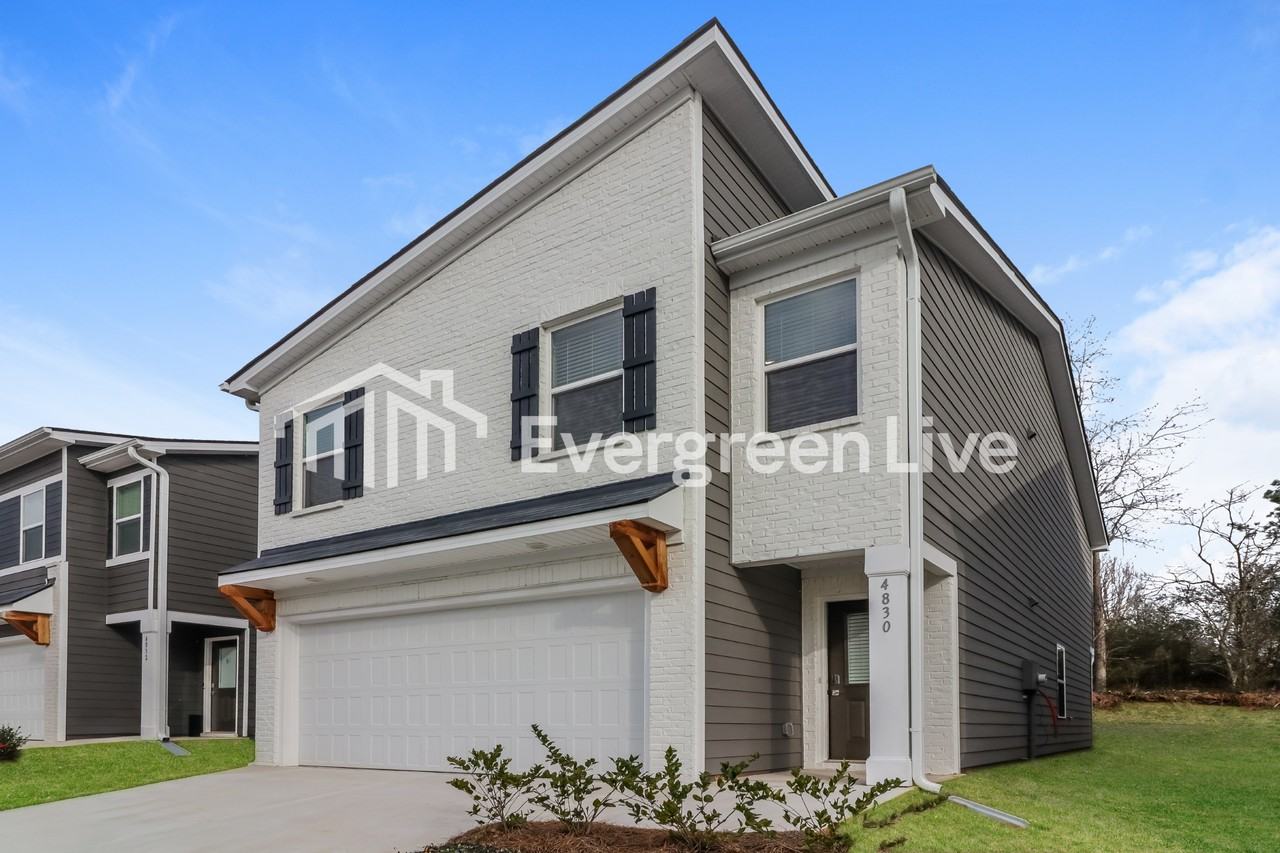 4830 Station Ln - Photo 2 of 10