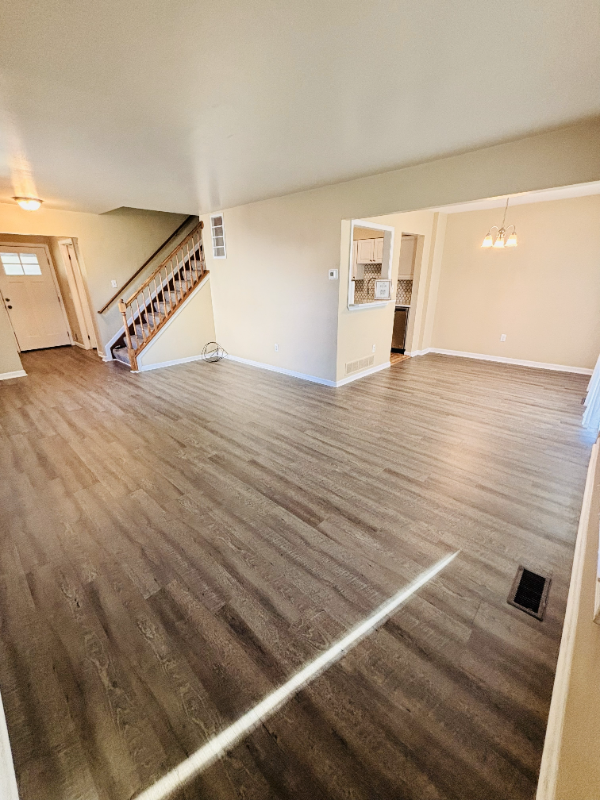 116 Regents Dr - Photo 7 of 24