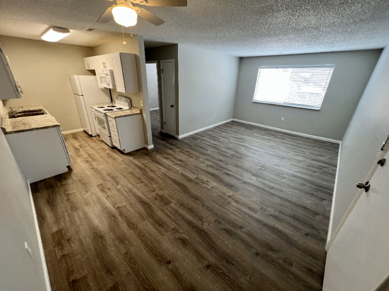 221 Jessup St #7 - Photo 3 of 11