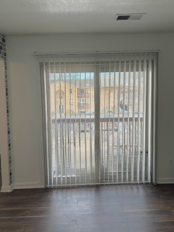 4326 Villa Dr - Photo 2 of 10