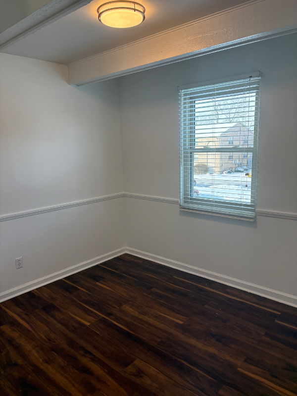 4326 Villa Dr - Photo 3 of 10