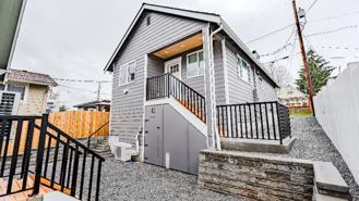 2106 Oakes Ave #C - Photo 1 of 1