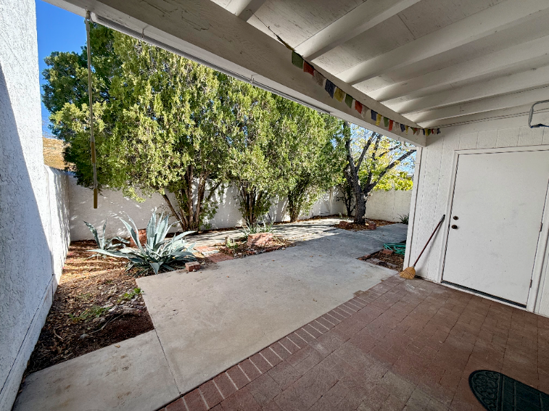 4820 E Fort Lowell Rd #J - Photo 6 of 25