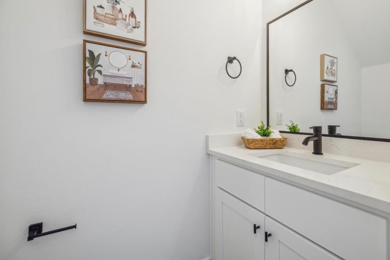 5702 Breland St #D - Photo 3 of 16