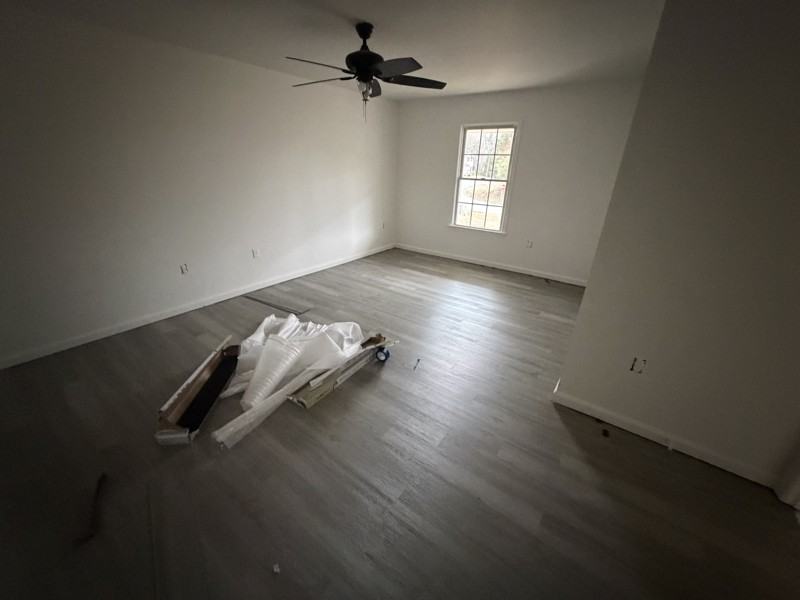 8463 Reagan Dr - Photo 3 of 3