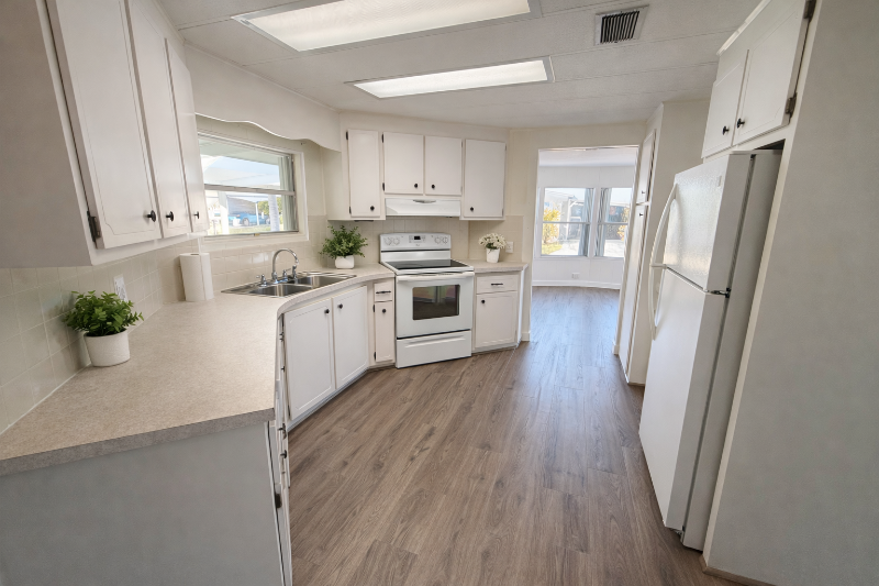 204 52nd Avenue Ter E - Photo 4 of 15