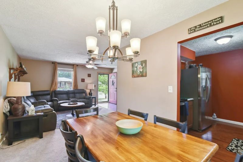 4012 Frisse Ave - Photo 4 of 19