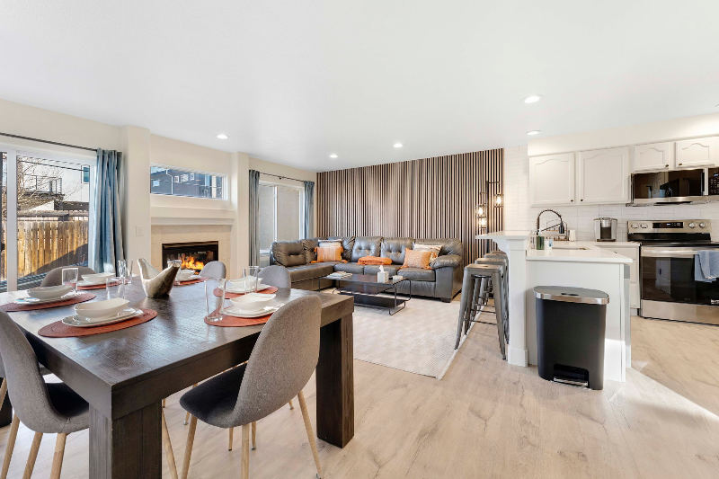 5316 Stuart St - Photo 2 of 42