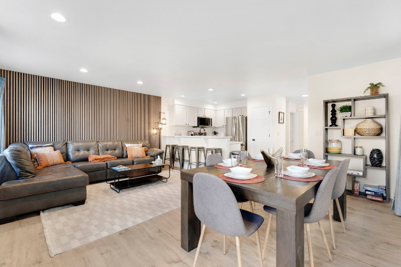 5316 Stuart St - Photo 7 of 42