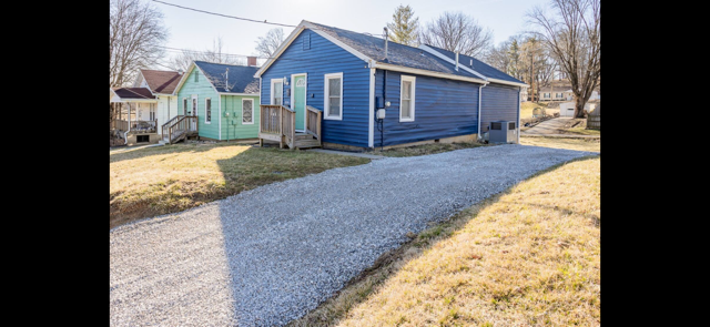 2614 W Oregon St - Photo 2 of 19