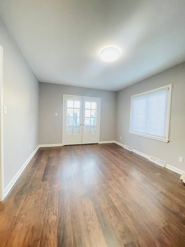 8584 W Villard Ave - Photo 2 of 10