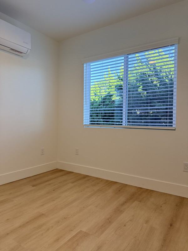 6647 Delbarton St - Photo 5 of 10