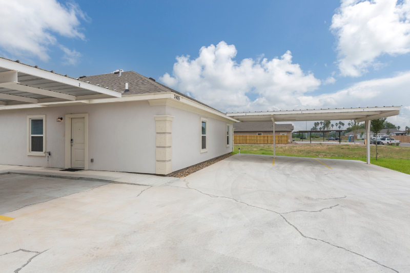 3405 E Zinnia Ave #1 - Photo 2 of 16